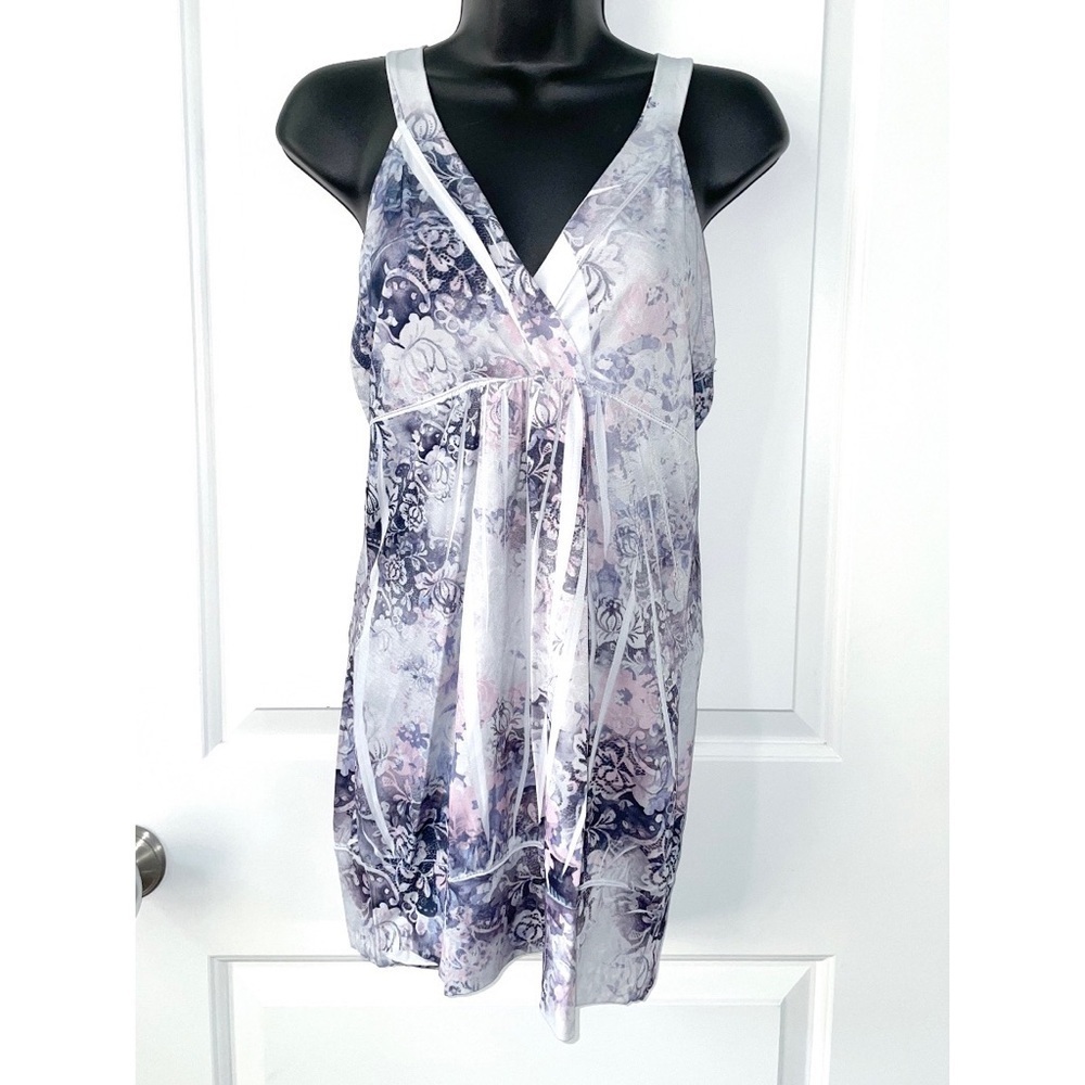 Vanity purple top